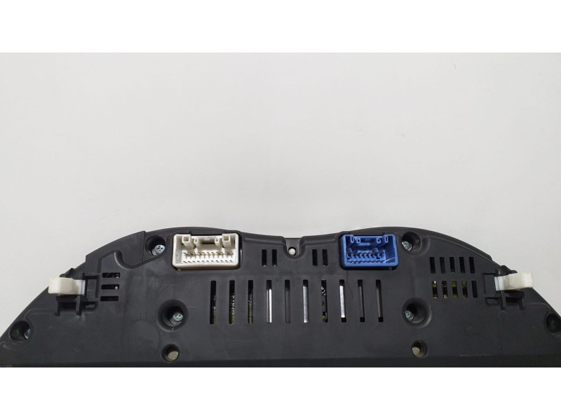 Recambio de cuadro instrumentos para toyota avensis berlina (t25) 2.2 d-4d executive berlina (5-ptas.) referencia OEM IAM 838000