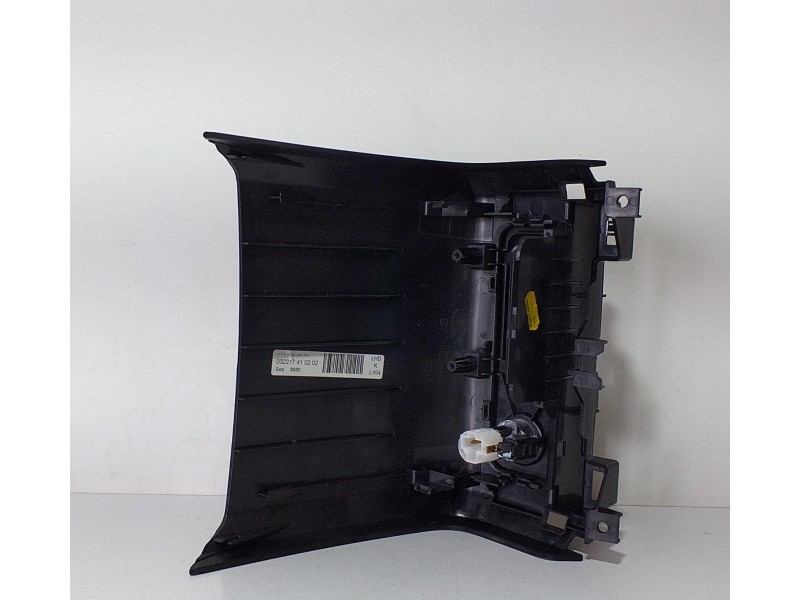 Recambio de molduras traseras para land rover range rover sport autobiography hybrid referencia OEM IAM DK6204569A 70420 R