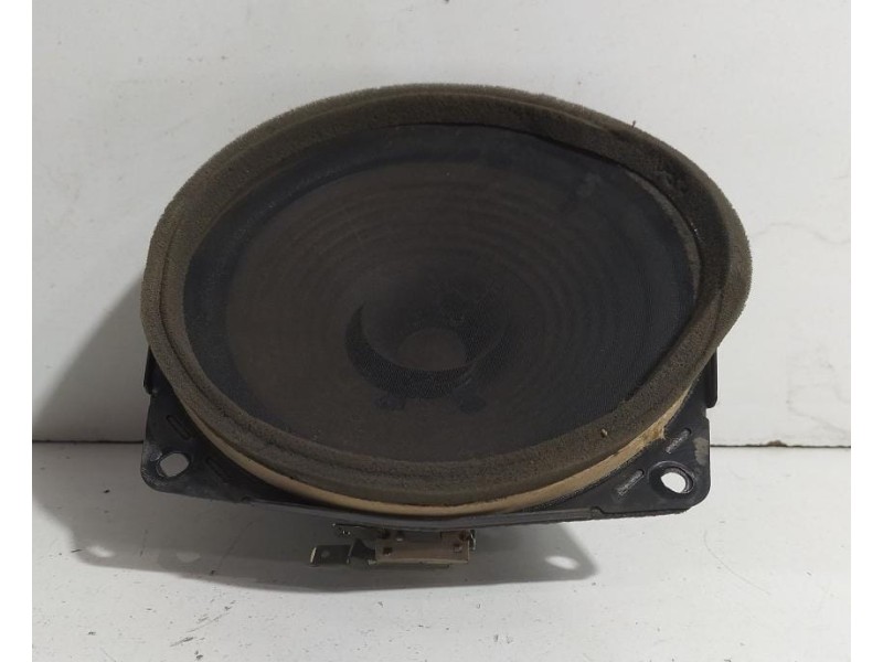 Recambio de sistema audio / radio cd para mitsubishi l 200 (k6/7) 2500 td glx (4-ptas.) referencia OEM IAM MR142014 78684 