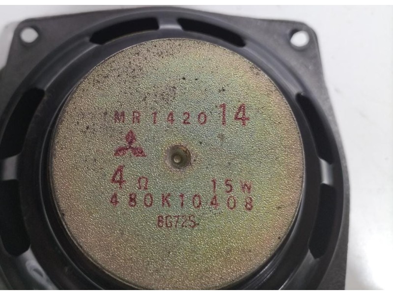 Recambio de sistema audio / radio cd para mitsubishi l 200 (k6/7) 2500 td glx (4-ptas.) referencia OEM IAM MR142014 78684 