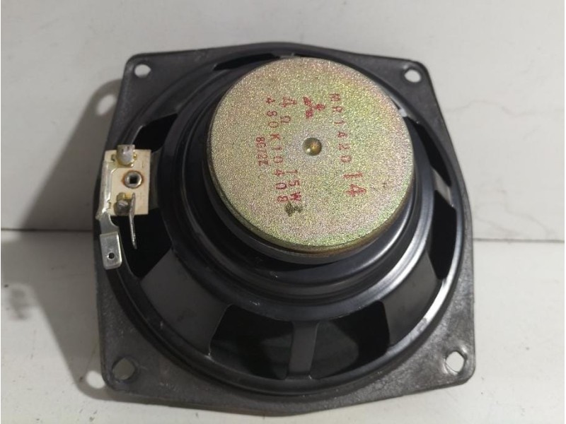 Recambio de sistema audio / radio cd para mitsubishi l 200 (k6/7) 2500 td glx (4-ptas.) referencia OEM IAM MR142014 78685 