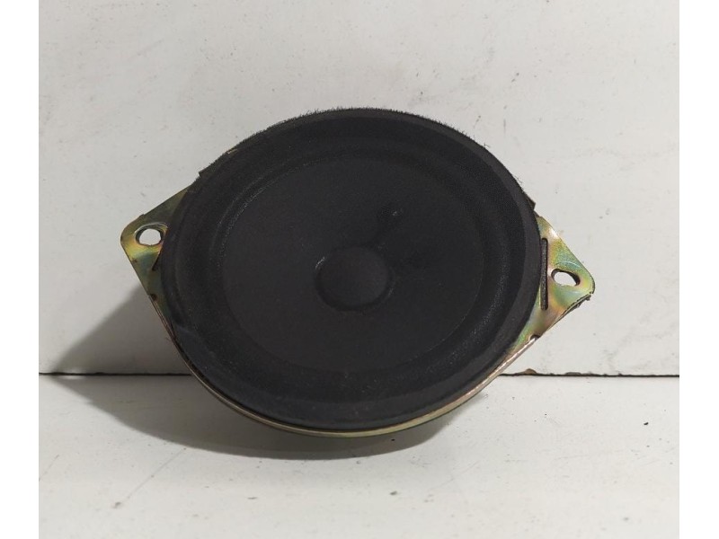 Recambio de sistema audio / radio cd para mitsubishi l 200 (k6/7) 2500 td glx (4-ptas.) referencia OEM IAM MR986474 78687 