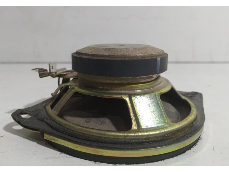 Recambio de sistema audio / radio cd para mitsubishi l 200 (k6/7) 2500 td glx (4-ptas.) referencia OEM IAM MR986474 78687 