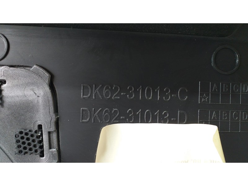 Recambio de molduras traseras para land rover range rover sport autobiography hybrid referencia OEM IAM DK6231013C 70423 R