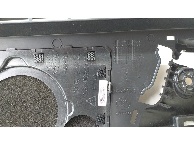 Recambio de molduras traseras para land rover range rover sport autobiography hybrid referencia OEM IAM DK6231012C 70424 R