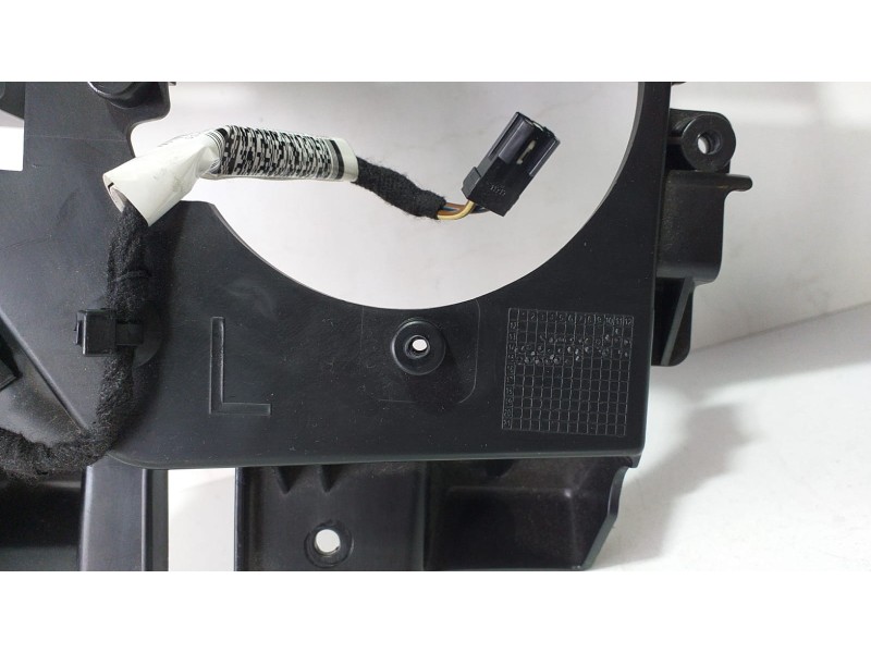 Recambio de molduras traseras para land rover range rover sport autobiography hybrid referencia OEM IAM DK6245531A 70427 R