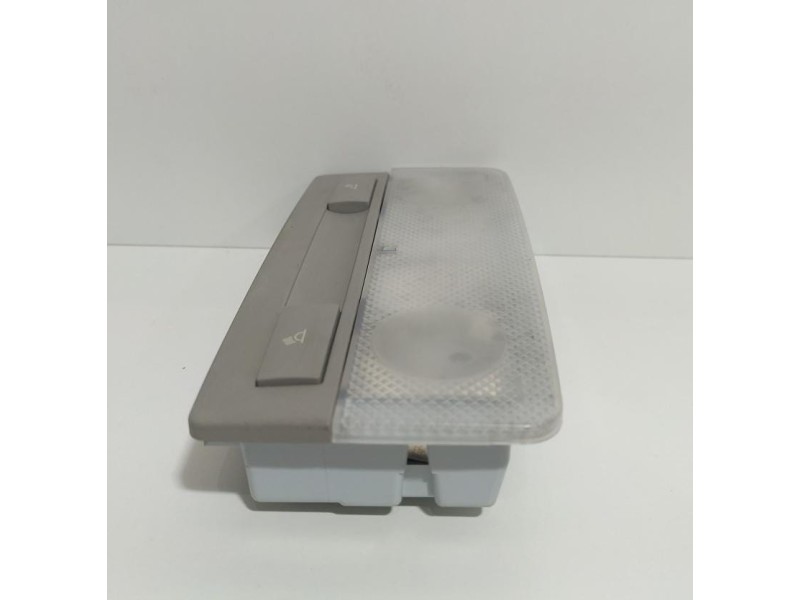 Recambio de luz interior para opel insignia berlina cosmo referencia OEM IAM 13285100 78711 
