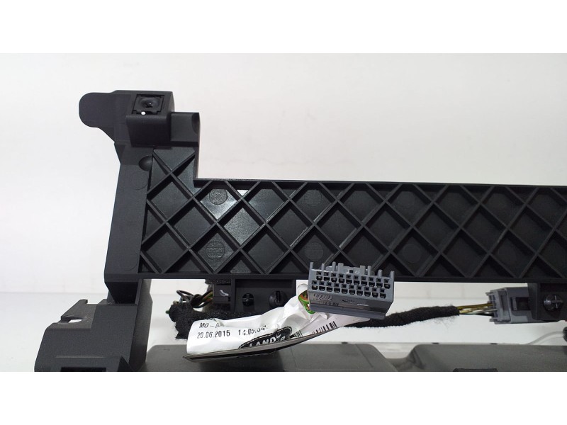 Recambio de guantera para land rover range rover sport autobiography hybrid referencia OEM IAM DK62045A66B 70430 R