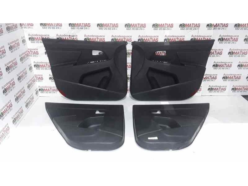 Recambio de juego tapizados / cartoneras para kia sportage concept 4x2 referencia OEM IAM  31202 