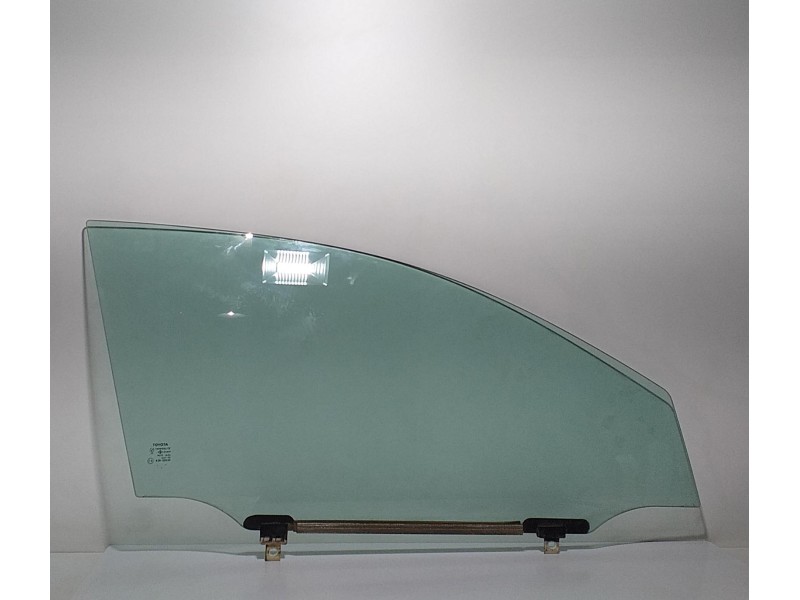Recambio de luna delantera derecha para toyota avensis berlina (t25) 2.2 d-4d executive berlina (5-ptas.) referencia OEM IAM 681
