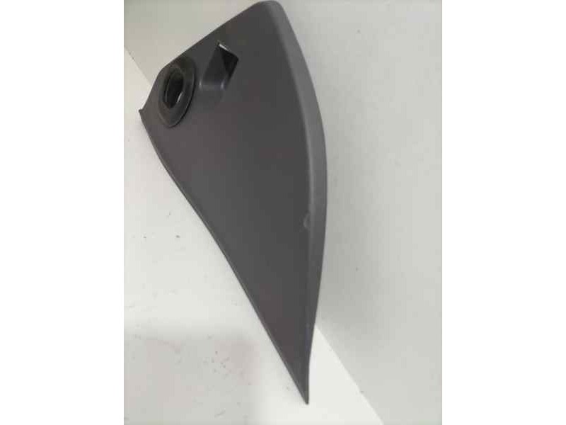 Recambio de molduras delanteras para hyundai tucson (jm) 2.0 crdi comfort (4wd) referencia OEM IAM D4EA 84419 R