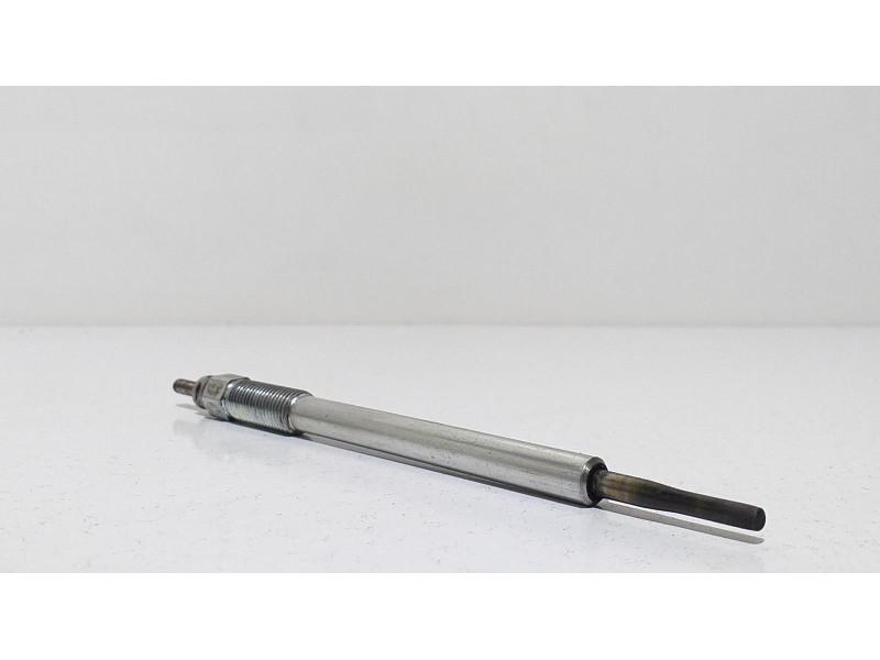 Recambio de calentadores para toyota avensis berlina (t25) 2.2 d-4d executive berlina (5-ptas.) referencia OEM IAM Y1012J 61469 