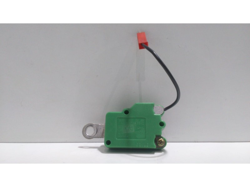 Recambio de antena para mercedes-benz clase s (w220) berlina 320 cdi (220.026) referencia OEM IAM 2208202389 49939 