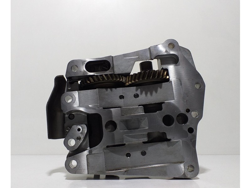 Recambio de bomba aceite para toyota avensis berlina (t25) 2.2 d-4d executive berlina (5-ptas.) referencia OEM IAM 2AD 61473 