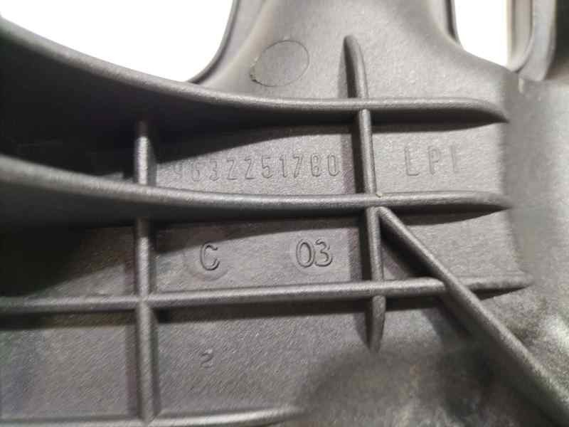 Recambio de colector admision para citroën berlingo 1.9 d sx familiar referencia OEM IAM 9632251780 84424 