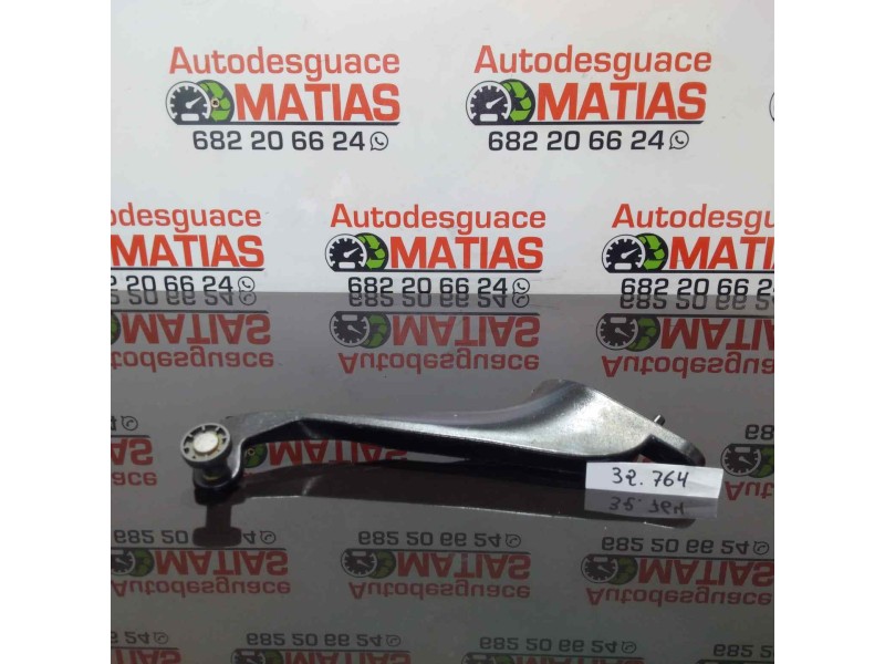 Recambio de soporte / guia puerta corredera para citroën berlingo cuadro 1.6 hdi fap referencia OEM IAM 9680486880 32764  Recambio de soporte / guia puerta corredera para citroën berlingo cuadro 1.6 hdi fap referencia OEM IAM 9680486880 32764