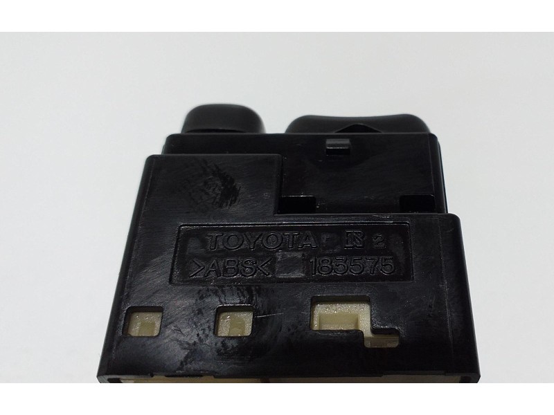 Recambio de mando retrovisor para toyota avensis berlina (t25) 2.2 d-4d executive berlina (5-ptas.) referencia OEM IAM 848720501