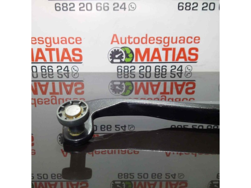 Recambio de soporte / guia puerta corredera para citroën berlingo cuadro 1.6 hdi fap referencia OEM IAM 9680486880 32764  Recambio de soporte / guia puerta corredera para citroën berlingo cuadro 1.6 hdi fap referencia OEM IAM 9680486880 32764