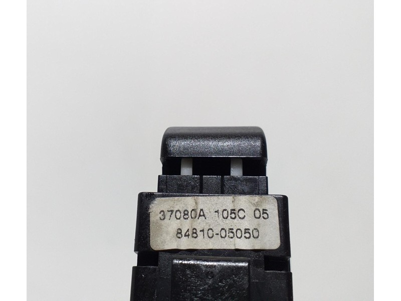 Recambio de mando elevalunas trasero izquierdo para toyota avensis berlina (t25) 2.2 d-4d executive berlina (5-ptas.) referencia