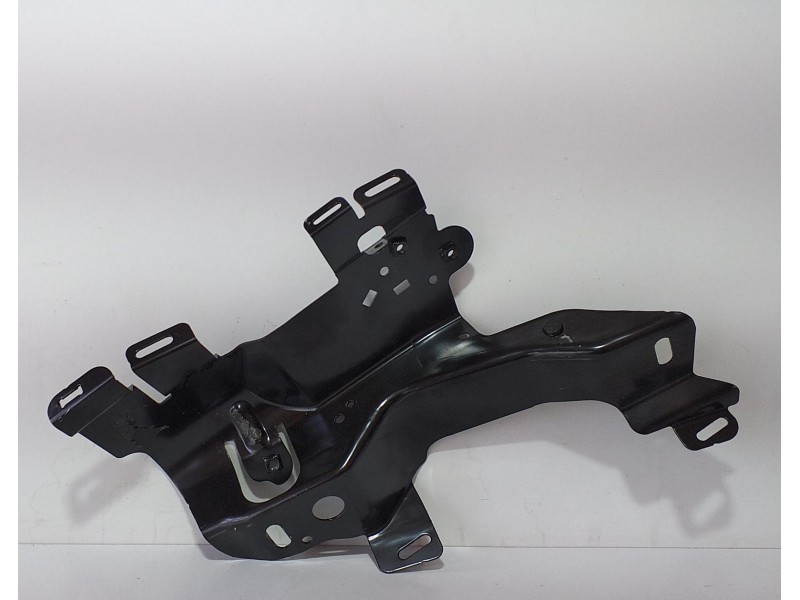 Recambio de molduras traseras para land rover range rover sport autobiography hybrid referencia OEM IAM DK62611J02AD 70444 R