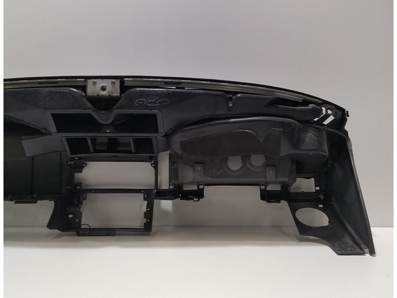 Recambio de salpicadero para mitsubishi l 200 (k6/7) 2500 td glx (4-ptas.) referencia OEM IAM 4D56 78764 