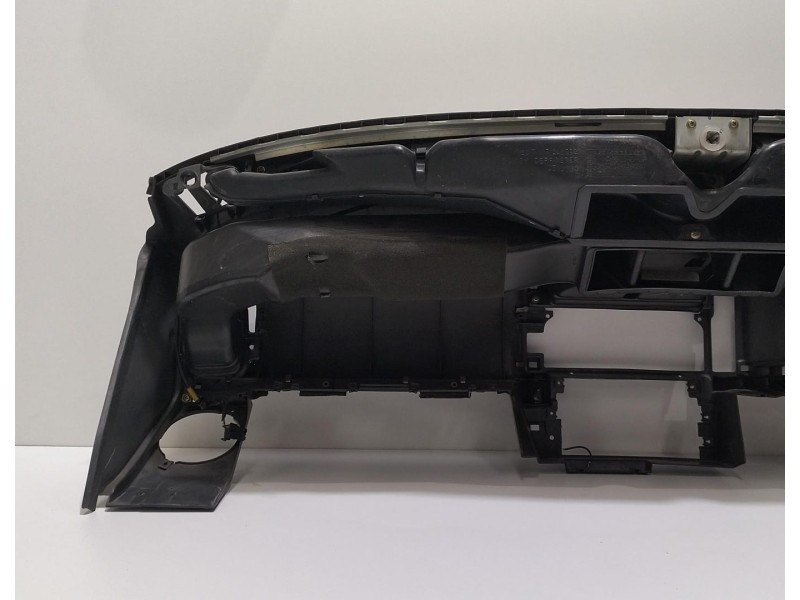 Recambio de salpicadero para mitsubishi l 200 (k6/7) 2500 td glx (4-ptas.) referencia OEM IAM 4D56 78764 