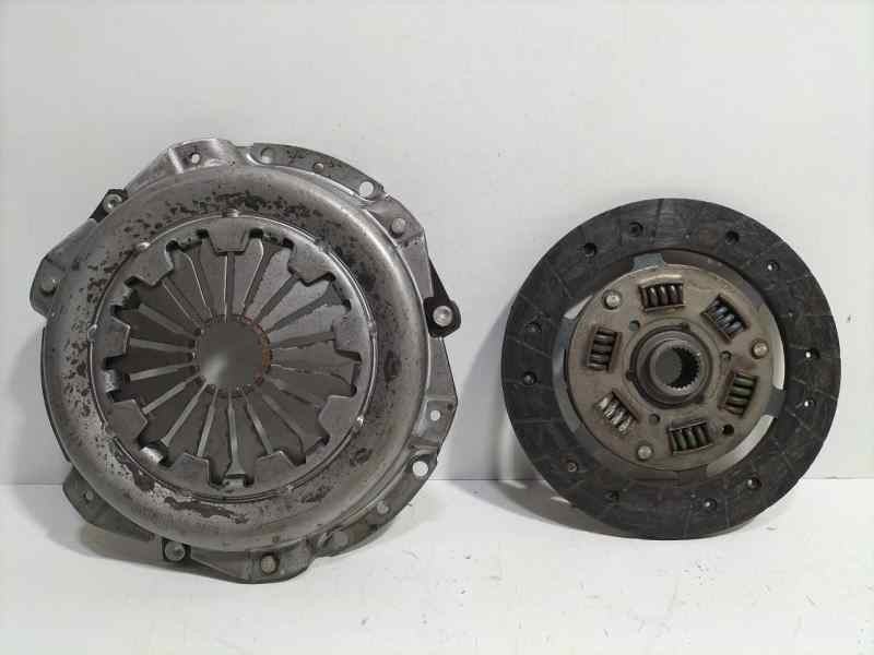 Recambio de kit embrague para renault rapid/express (f40) 1.4 familiar (f402/40m) referencia OEM IAM 582302 84678 