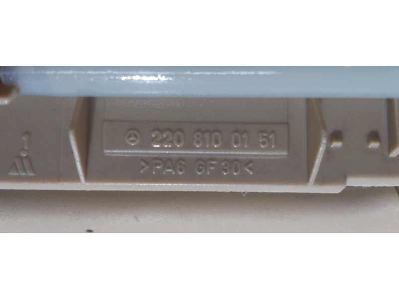 Recambio de maneta interior delantera derecha para mercedes-benz clase s (w220) berlina 320 cdi (220.026) referencia OEM IAM 220