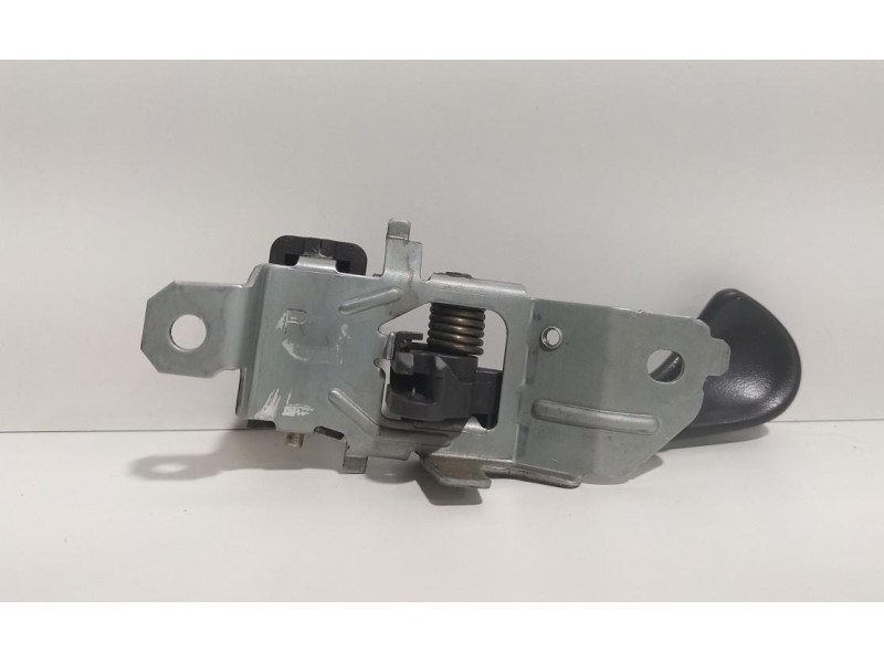 Recambio de maneta interior trasera derecha para mitsubishi l 200 (k6/7) 2500 td glx (4-ptas.) referencia OEM IAM MR144546 78738