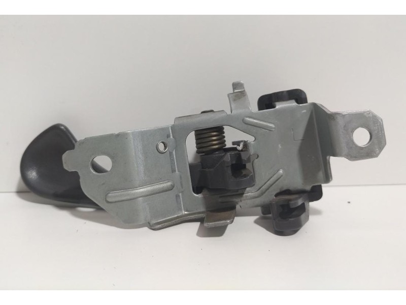 Recambio de maneta interior trasera izquierda para mitsubishi l 200 (k6/7) 2500 td glx (4-ptas.) referencia OEM IAM MR432755 787