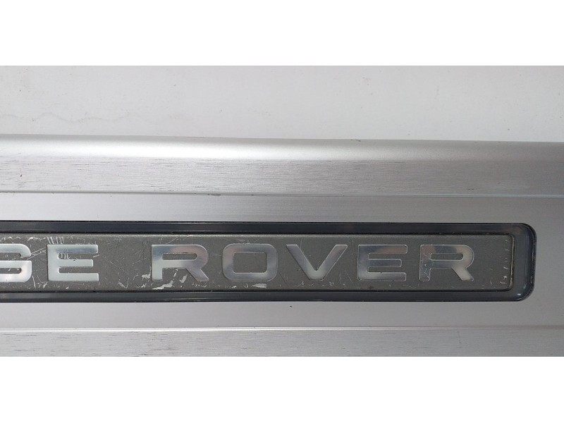 Recambio de molduras delanteras para land rover range rover sport autobiography hybrid referencia OEM IAM CPLA13201CB 70452 R
