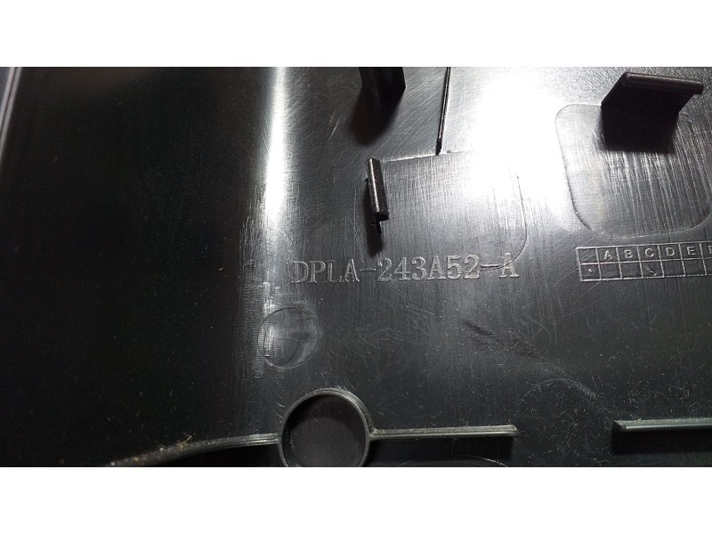 Recambio de molduras delanteras para land rover range rover sport autobiography hybrid referencia OEM IAM DPLA243A52A 70455 R