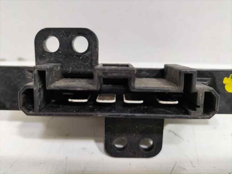Recambio de resistencia calefaccion para nissan terrano/terrano.ii (r20) aventura referencia OEM IAM 3U610 84692 