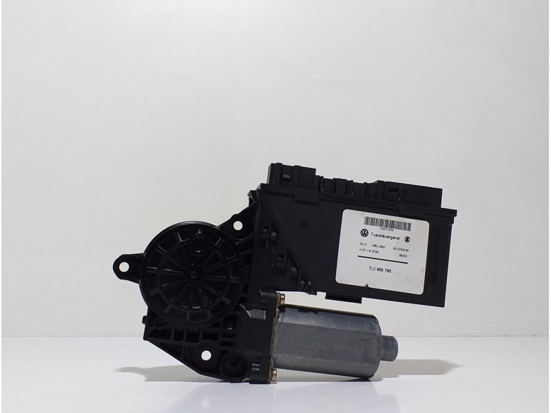 Recambio de motor elevalunas trasero izquierdo para porsche cayenne (typ 9pa) 4.5 v8 cat referencia OEM IAM 7L0959795 61573 