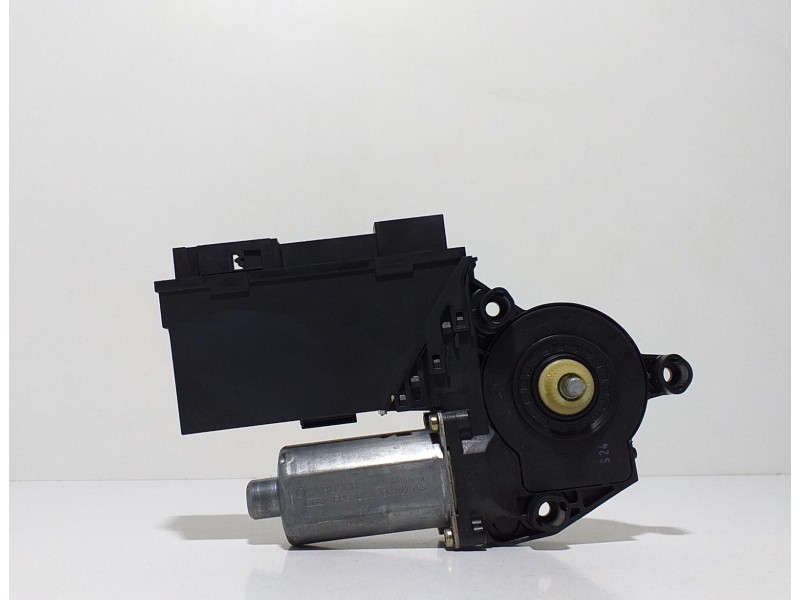 Recambio de motor elevalunas trasero izquierdo para porsche cayenne (typ 9pa) 4.5 v8 cat referencia OEM IAM 7L0959795 61573 