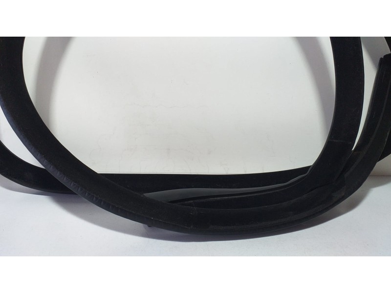 Recambio de goma contorno para land rover range rover sport autobiography hybrid referencia OEM IAM DK62/20708AD 70458 R