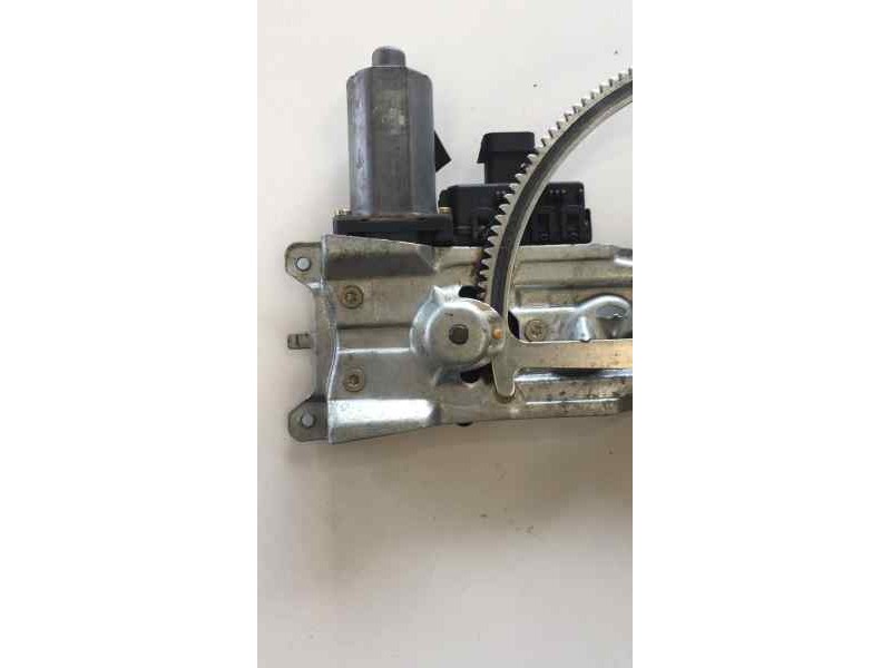 Recambio de elevalunas delantero derecho para opel zafira a elegance referencia OEM IAM 90579572 44608 