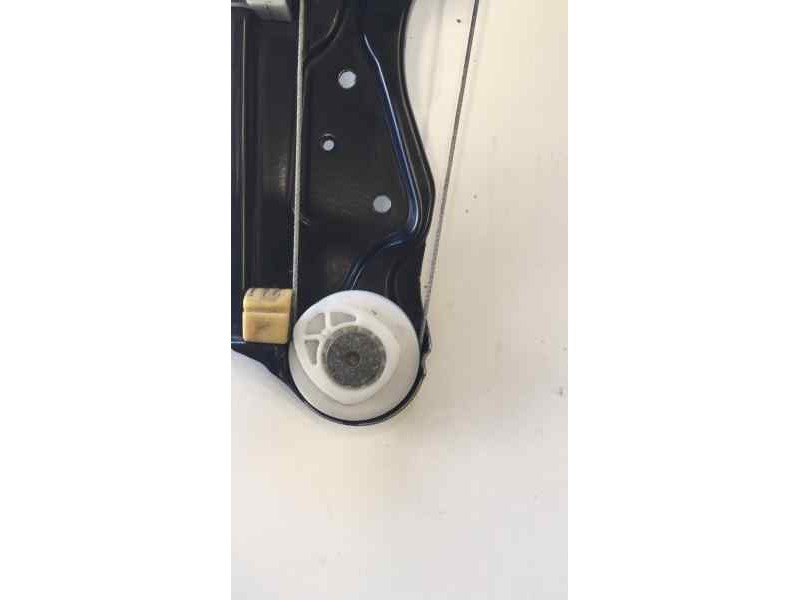 Recambio de elevalunas trasero derecho para mercedes-benz clase e (w211) berlina e 270 cdi (211.016) referencia OEM IAM A2117300