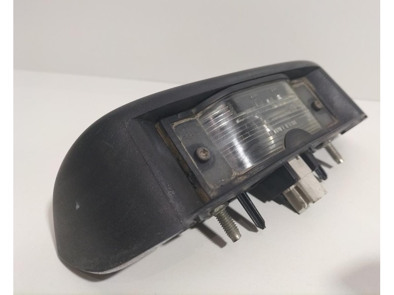 Recambio de piloto matricula para opel vivaro furgón/combi (07.2006 =>) combi 2.9t l2h1 referencia OEM IAM 93854773 78878 