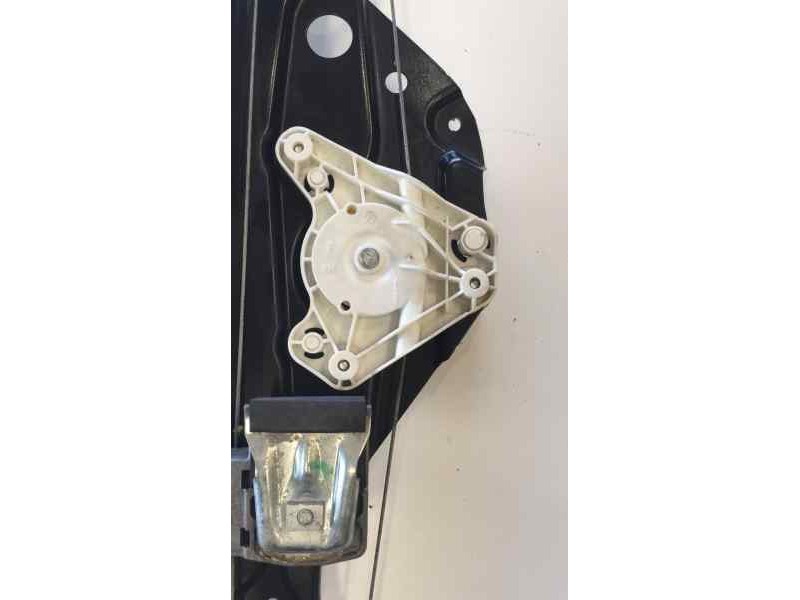 Recambio de elevalunas trasero derecho para mercedes-benz clase e (w211) berlina e 270 cdi (211.016) referencia OEM IAM A2117300