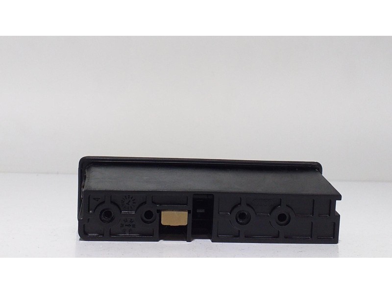 Recambio de maneta exterior porton para audi a6 avant (4f5) 3.0 tdi quattro referencia OEM IAM 8E0827574C 61629 