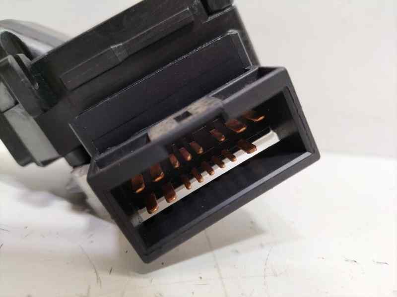 Recambio de mando luces para hyundai tucson (jm) 2.0 crdi comfort (4wd) referencia OEM IAM 202003393 84723 R