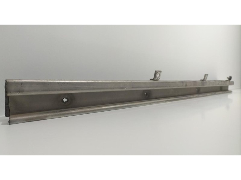 Recambio de soporte / guia puerta corredera para volkswagen t5 bus 2.5 tdi referencia OEM IAM 7H18438720 78886 