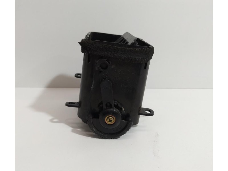 Recambio de rejilla aireadora para mitsubishi l 200 (k6/7) 2500 td glx (4-ptas.) referencia OEM IAM 4D56 78894 