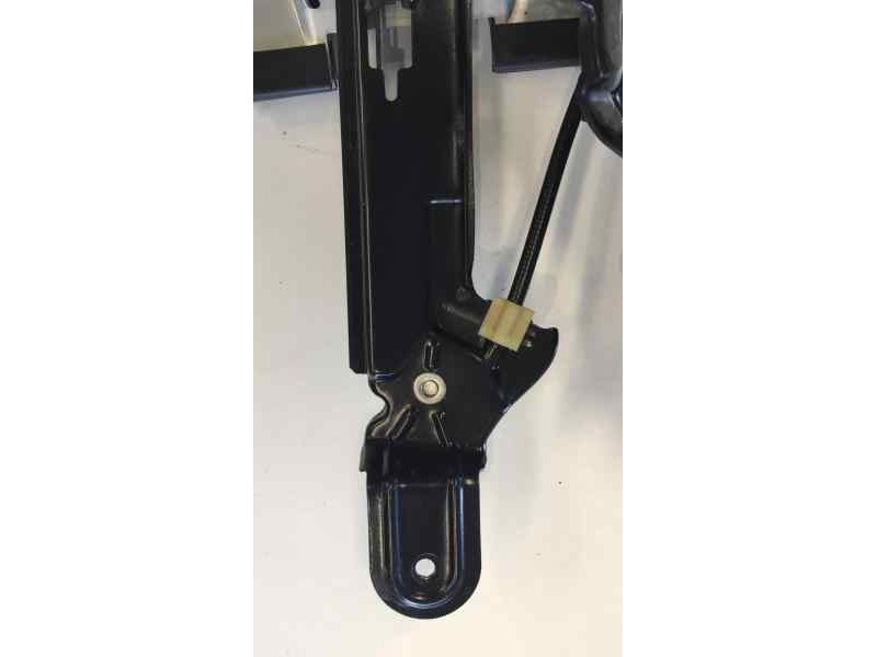 Recambio de elevalunas trasero derecho para seat leon (1p1) sport referencia OEM IAM 1K0959704N 44634  Recambio de elevalunas trasero derecho para seat leon (1p1) sport referencia OEM IAM 1K0959704N 44634