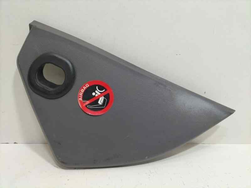 Recambio de molduras delanteras para hyundai tucson (jm) 2.0 crdi comfort (4wd) referencia OEM IAM 847672E000 84726 R