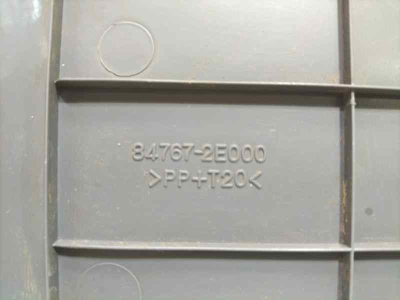 Recambio de molduras delanteras para hyundai tucson (jm) 2.0 crdi comfort (4wd) referencia OEM IAM 847672E000 84726 R
