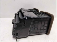 Recambio de rejilla aireadora para hyundai tucson (jm) 2.0 crdi comfort (4wd) referencia OEM IAM 974102E000 84727 R 2