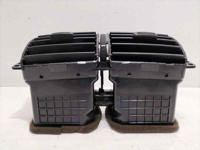 Recambio de rejilla aireadora para hyundai tucson (jm) 2.0 crdi comfort (4wd) referencia OEM IAM 974102E000 84727 R