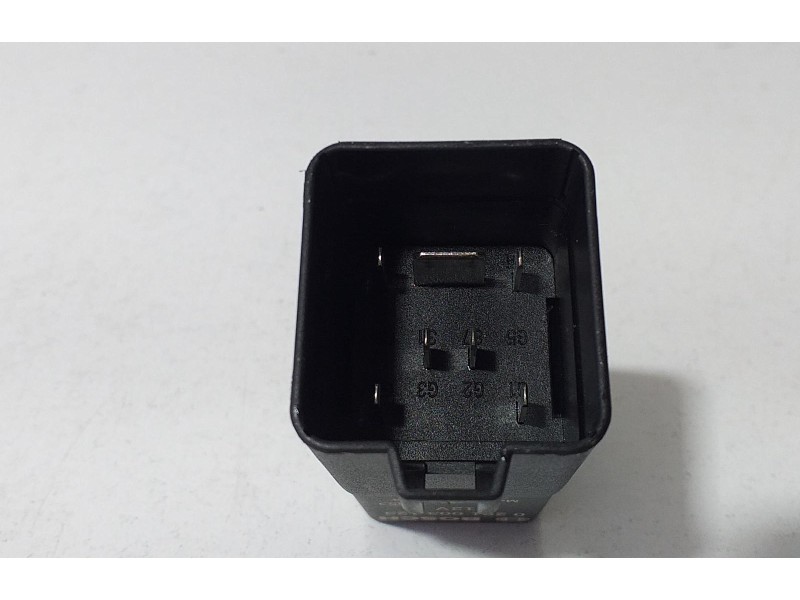 Recambio de caja precalentamiento para land rover range rover sport autobiography hybrid referencia OEM IAM 0281003123 70477 R